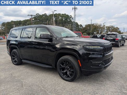 Used 2023 Jeep Wagoneer Series II image 1