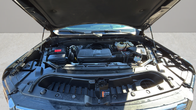 Used 2025 GMC Yukon Denali AWD/4WD image 32