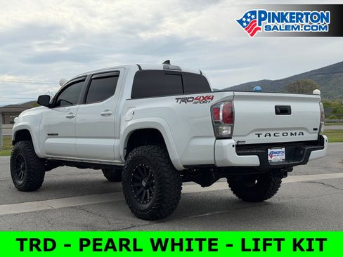 Used 2023 Toyota Tacoma TRD Sport w/ Technology Package image 3