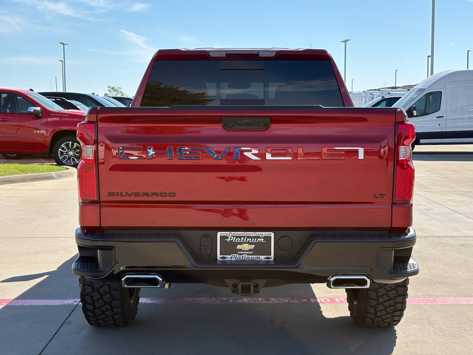 Used 2025 Chevrolet Silverado 1500 LT Trail Boss w/ Convenience Package II AWD/4WD image 6
