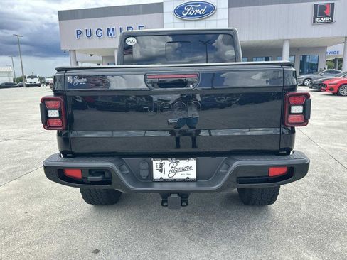 Used 2022 Jeep Gladiator Overland AWD/4WD image 6