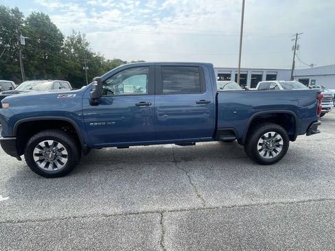 New 2026 Chevrolet Silverado 2500 Custom w/ Custom Value Package AWD/4WD image 6