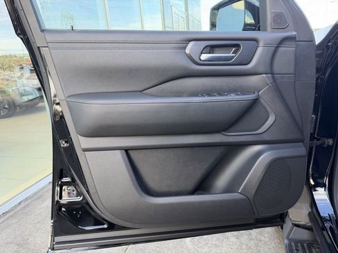 New 2026 Nissan Armada SV image 15