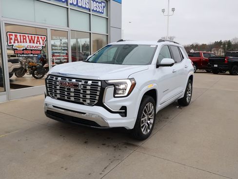 New 2026 GMC Terrain Denali w/ LPO, Floor Liner Package AWD/4WD image 6