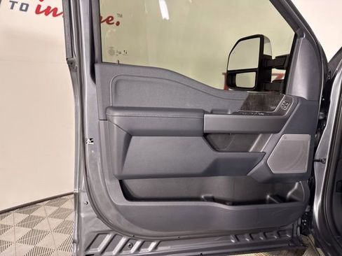 New 2026 Ford F250 Lariat w/ Lariat Ultimate Package image 17