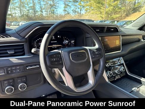 Used 2023 GMC Yukon Denali image 15
