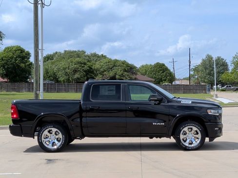 New 2026 RAM 1500 2WD Crew Cab image 9