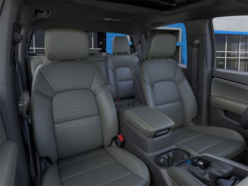 New 2026 Chevrolet Colorado ZR2 w/ Technology Package image 16