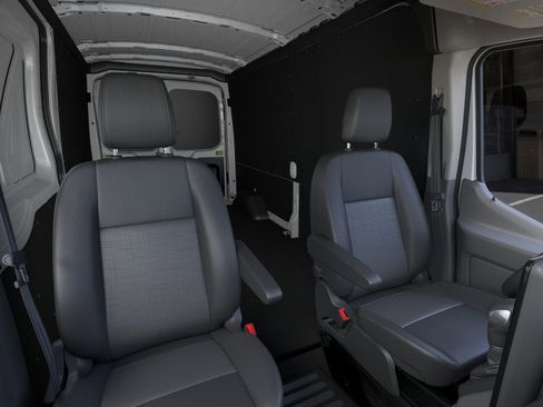 New 2026 Ford Transit 250 148 Medium Roof w/ Load Area Protection Package RWD image 10