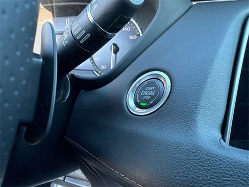 Certified 2022 Cadillac XT4 Sport w/ Comfort Package image 12