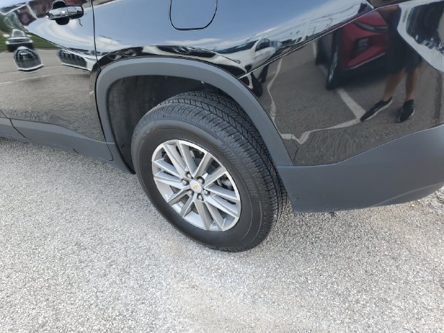 Used 2023 Chevrolet Traverse LT FWD image 9