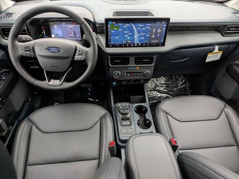 New 2026 Ford Maverick Lariat w/ Black Appearance Package image 16