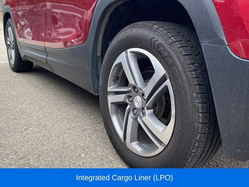 Used 2020 GMC Terrain SLT FWD image 9