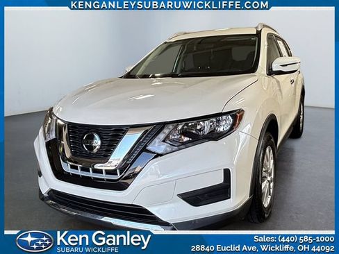 Used 2018 Nissan Rogue SV AWD/4WD image 1