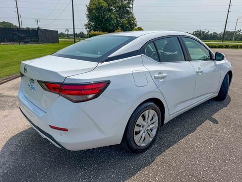 Used 2023 Nissan Sentra S FWD image 3