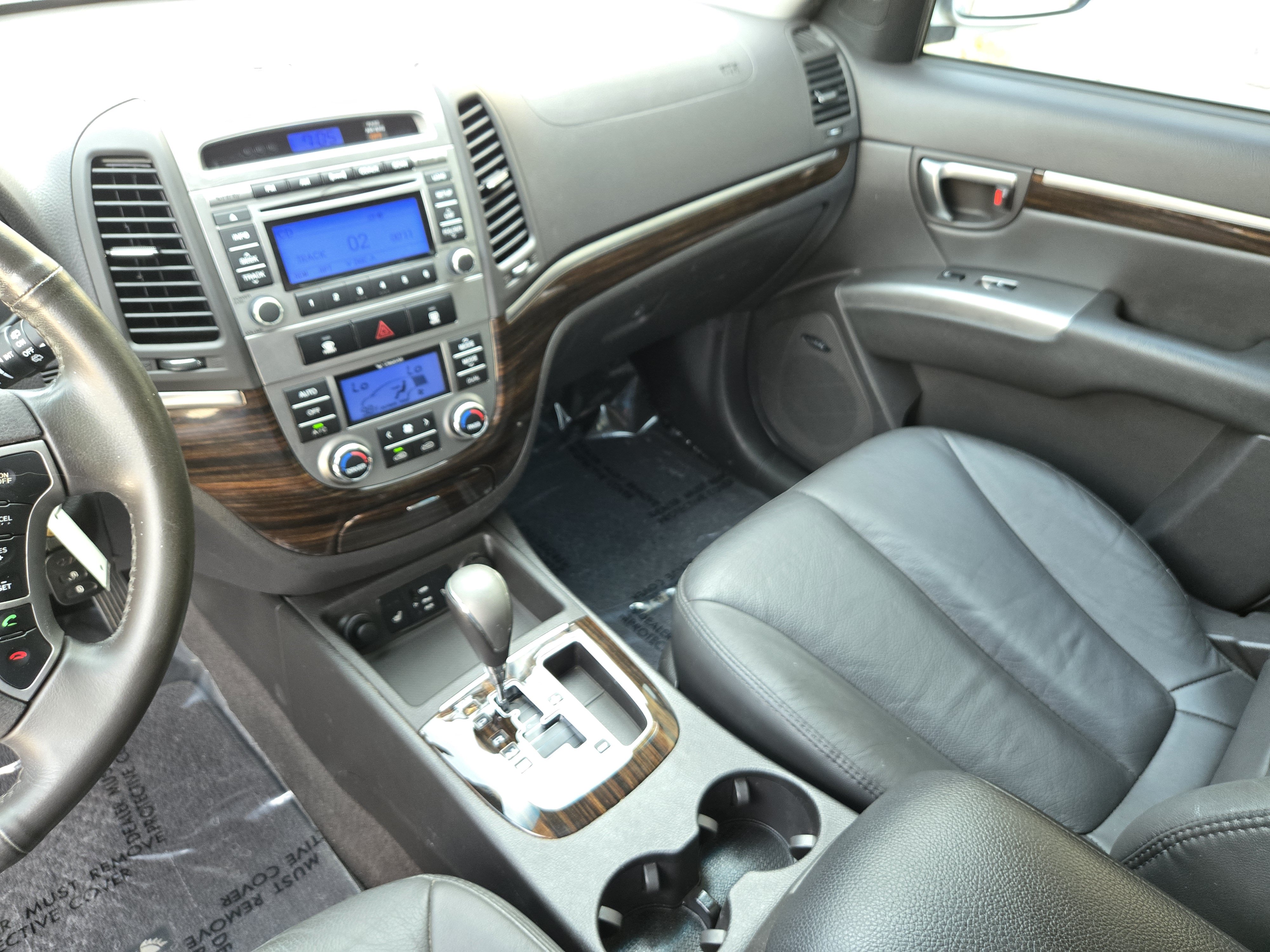 Used 2012 Hyundai Santa Fe Limited FWD image 13