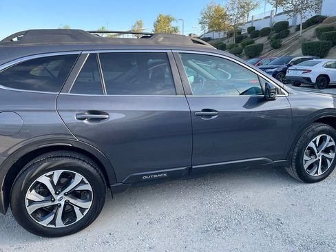 Used 2020 Subaru Outback Limited AWD/4WD image 11
