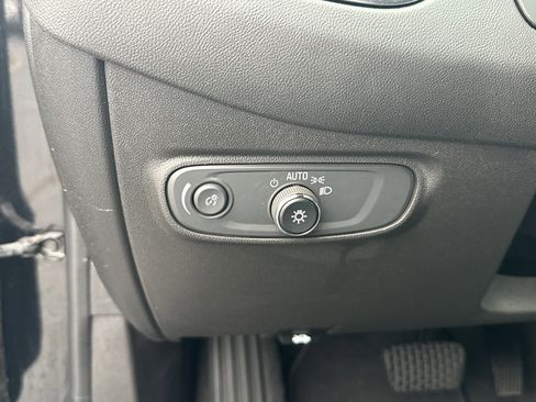 Used 2022 Chevrolet Equinox LT image 27