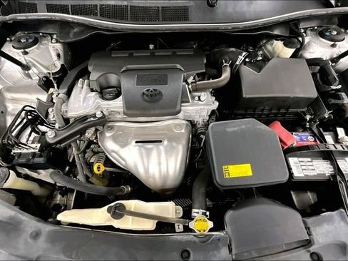 Used 2012 Toyota Camry SE image 9