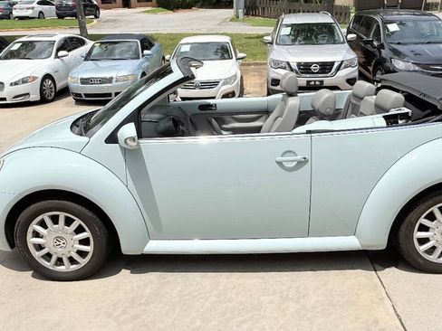 Used 2004 Volkswagen Beetle GLS FWD image 34