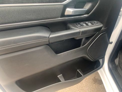Used 2022 RAM 1500 Big Horn AWD/4WD image 14