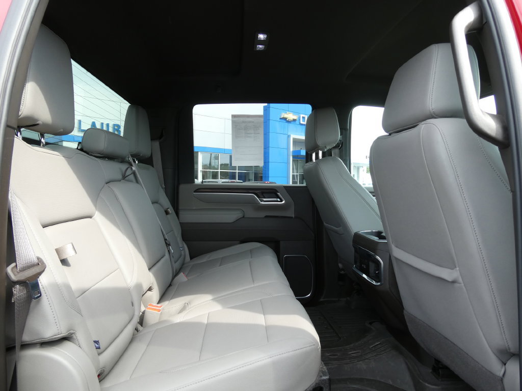 Used 2025 GMC Sierra 2500 SLT AWD/4WD image 16