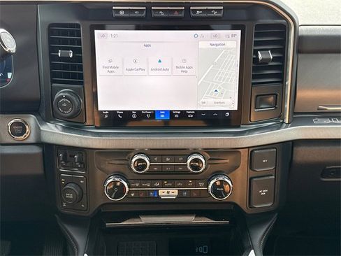 Used 2024 Ford F350 Platinum w/ FX4 Off-Road Package image 14