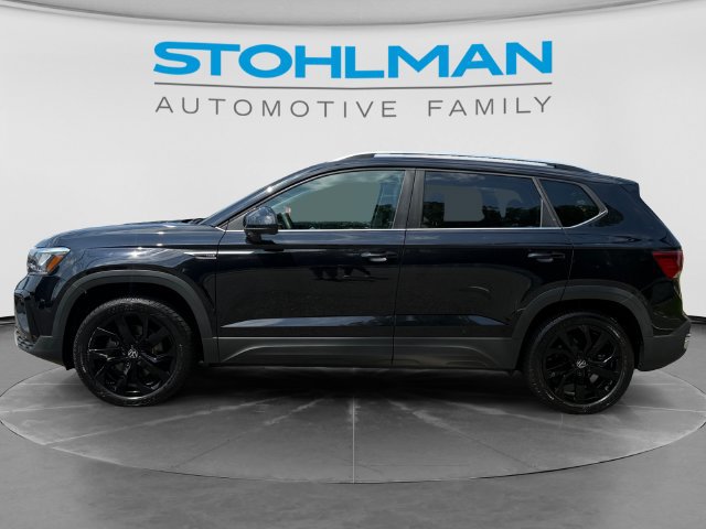 Certified 2024 Volkswagen Taos SE w/ Panoramic Sunroof Package FWD image 8