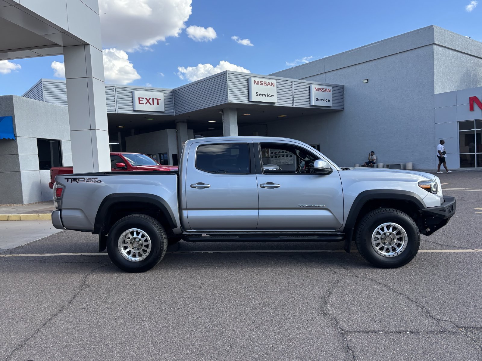 Used 2021 Toyota Tacoma TRD Off-Road w/ Technology Package RWD image 6