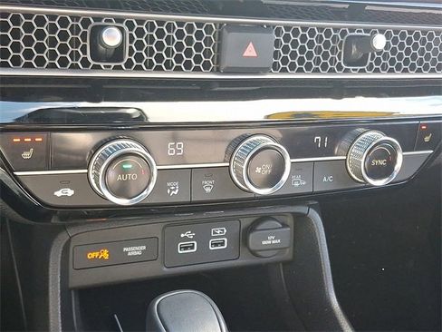 Used 2024 Honda Civic Sport Touring image 16