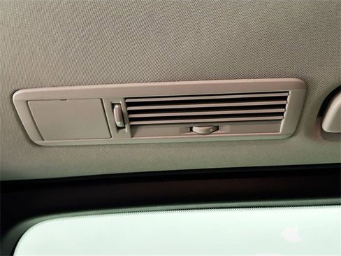 Certified 2023 Mercedes-Benz Metris Passenger image 25