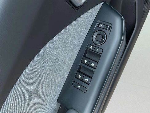 Certified 2025 Kia K4 EX FWD image 34