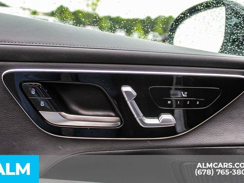 Used 2023 Mercedes-Benz GLC 300 image 35