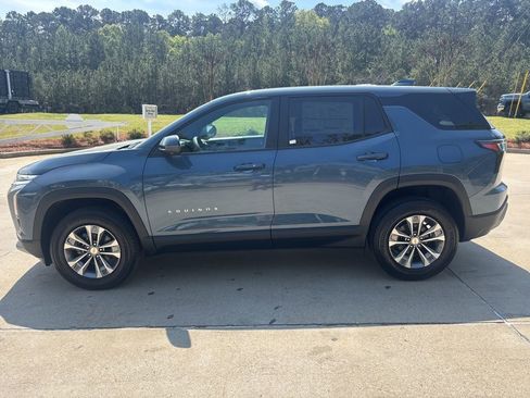 New 2026 Chevrolet Equinox LT w/ Safety and Technology Package FWD image 20