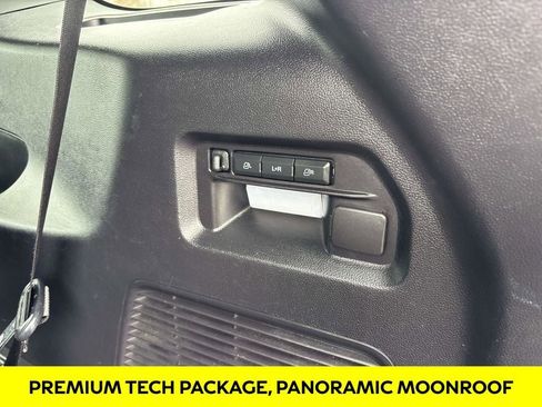 Used 2022 Ford Explorer ST w/ Equipment Group 401A image 16