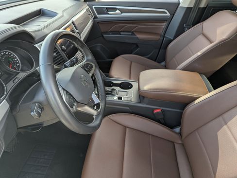 Used 2021 Volkswagen Atlas SE image 20