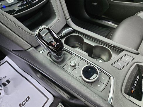 Certified 2024 Cadillac XT5 Premium Luxury w/ Platinum Package image 20