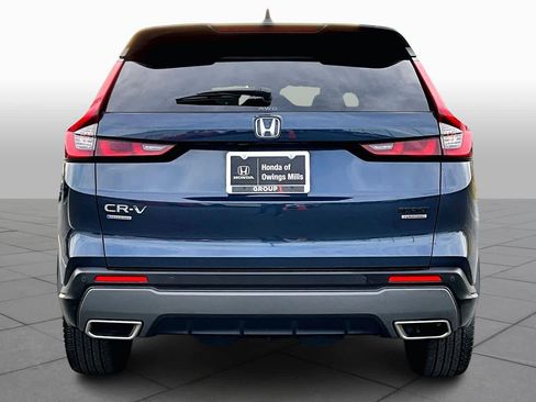 Used 2023 Honda CR-V Sport Touring image 4