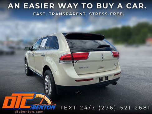 Used 2014 Lincoln MKX AWD w/ Equipment Group 101A image 5