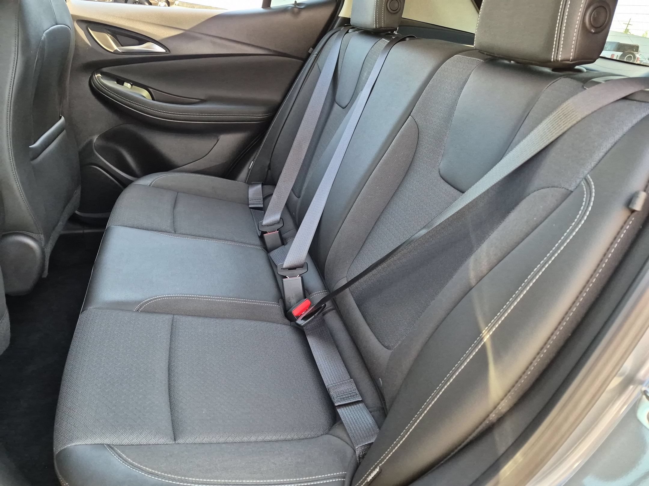 Used 2025 Buick Encore GX Preferred FWD image 24