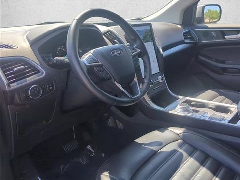 Used 2024 Ford Edge SEL w/ Convenience Package AWD/4WD image 9