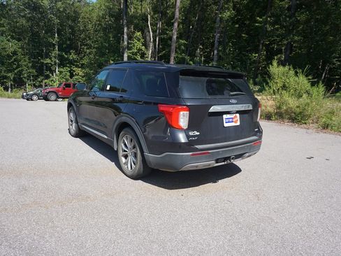 Used 2020 Ford Explorer XLT w/ Equipment Group 202A RWD image 19