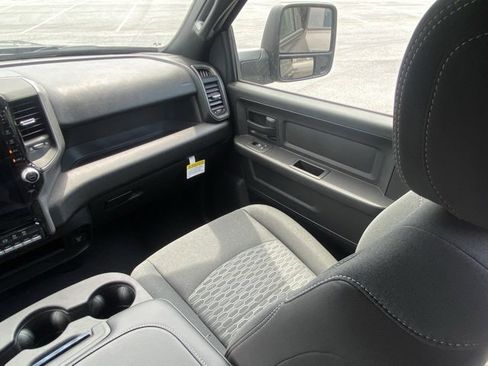 New 2025 RAM 2500 Tradesman image 32