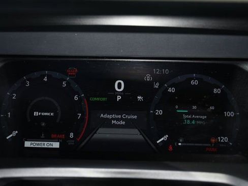 Used 2025 Toyota 4Runner Limited AWD/4WD image 12