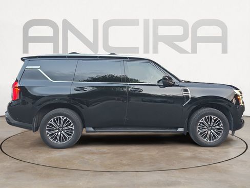 Used 2025 Nissan Armada Platinum w/ Convenience Package RWD image 9