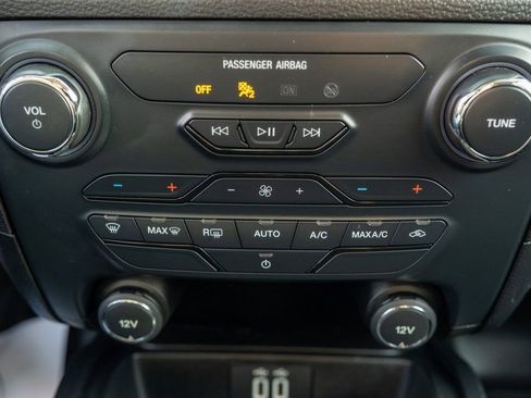 Used 2020 Ford Ranger XLT w/ FX4 Off-Road Package image 23