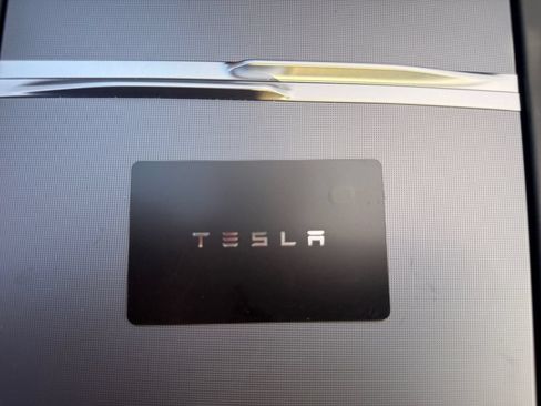 Used 2025 Tesla Model 3 Long Range RWD image 34