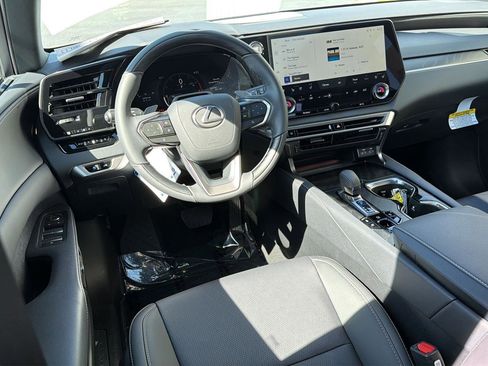 New 2026 Lexus RX 350 AWD image 18