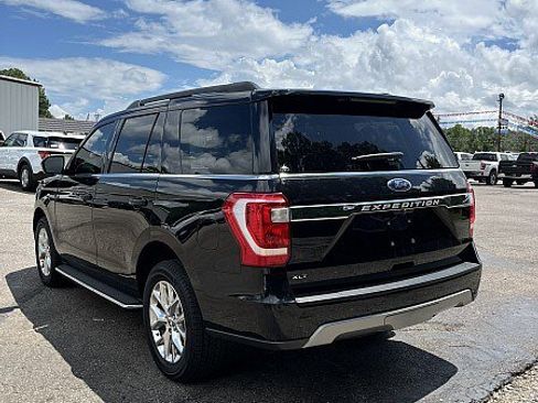 Used 2020 Ford Expedition XLT w/ Equipment Group 202A RWD image 5