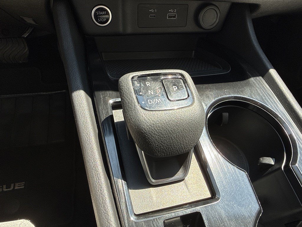 Used 2021 Nissan Rogue SV AWD/4WD image 23